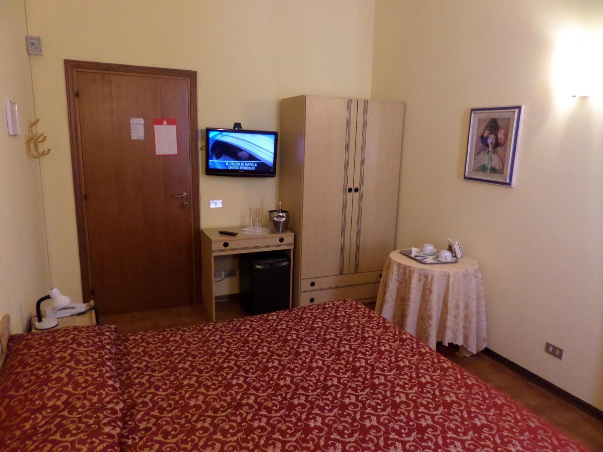 Hotel Delizia Genovese Montecatini Terme Exterior photo